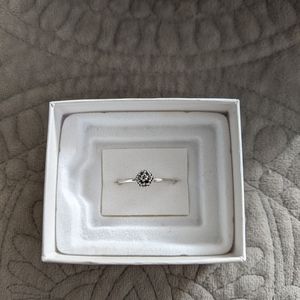 Pandora ring